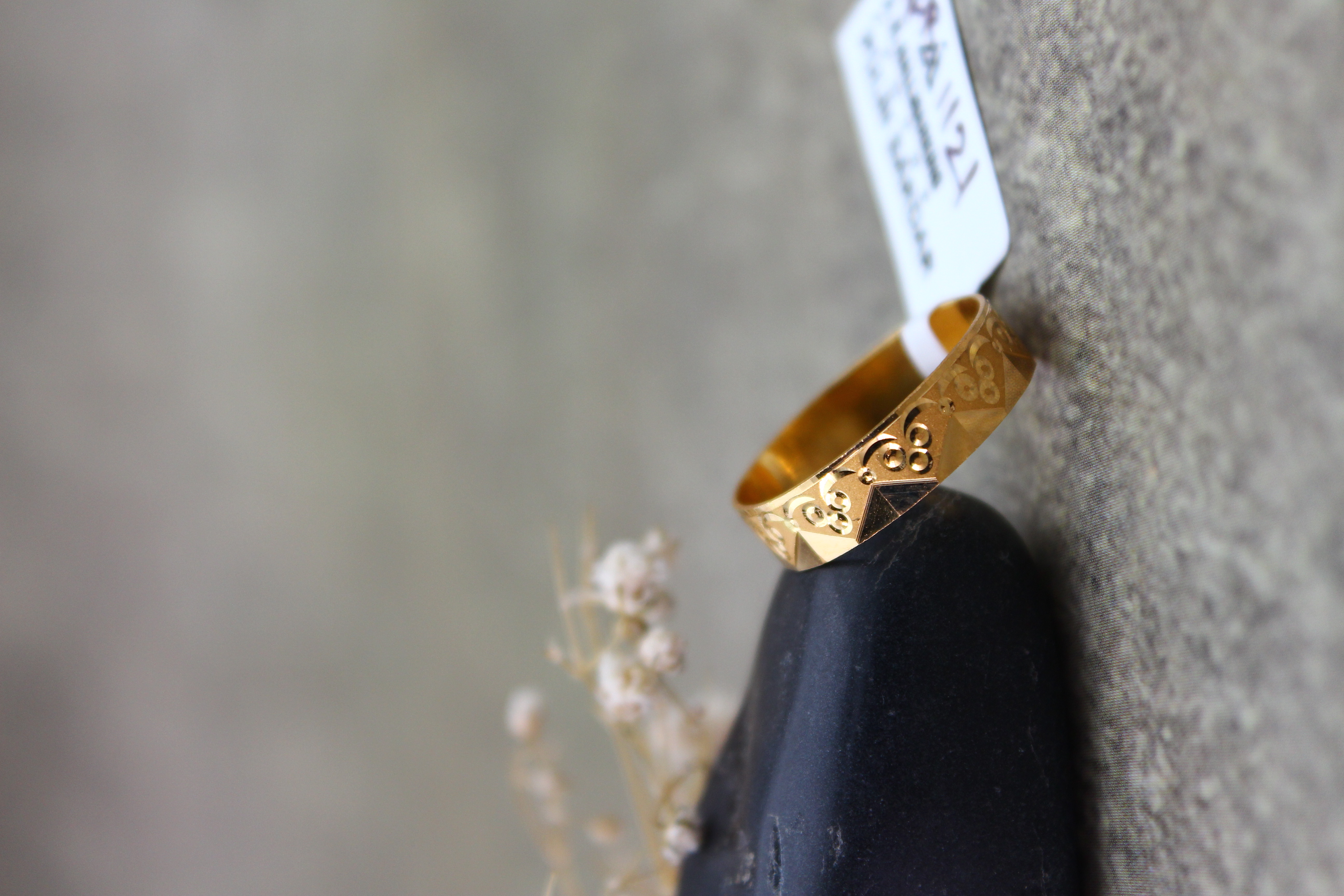 GENTS DESIGN GOLD RING 