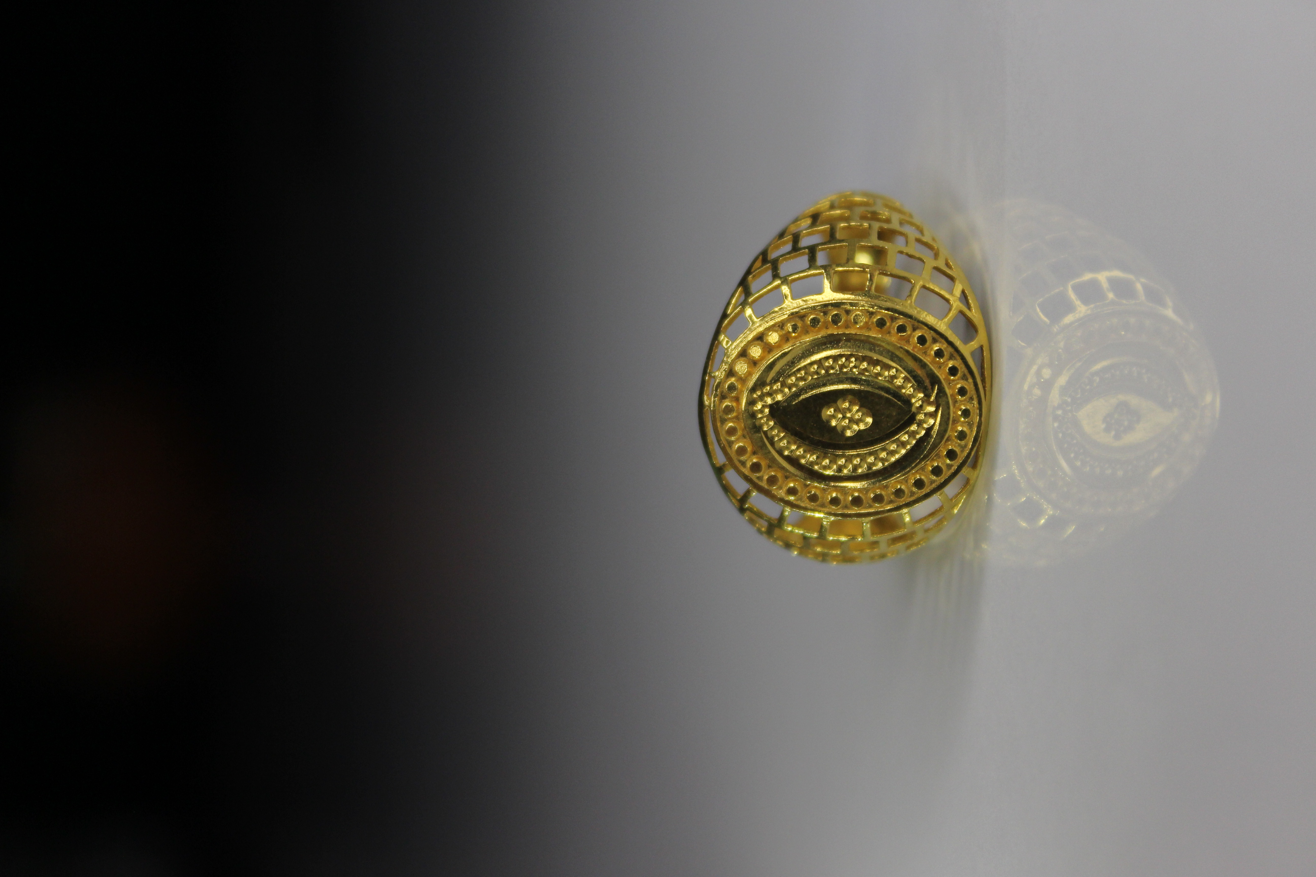 GENTS DESIGN GOLD RING 