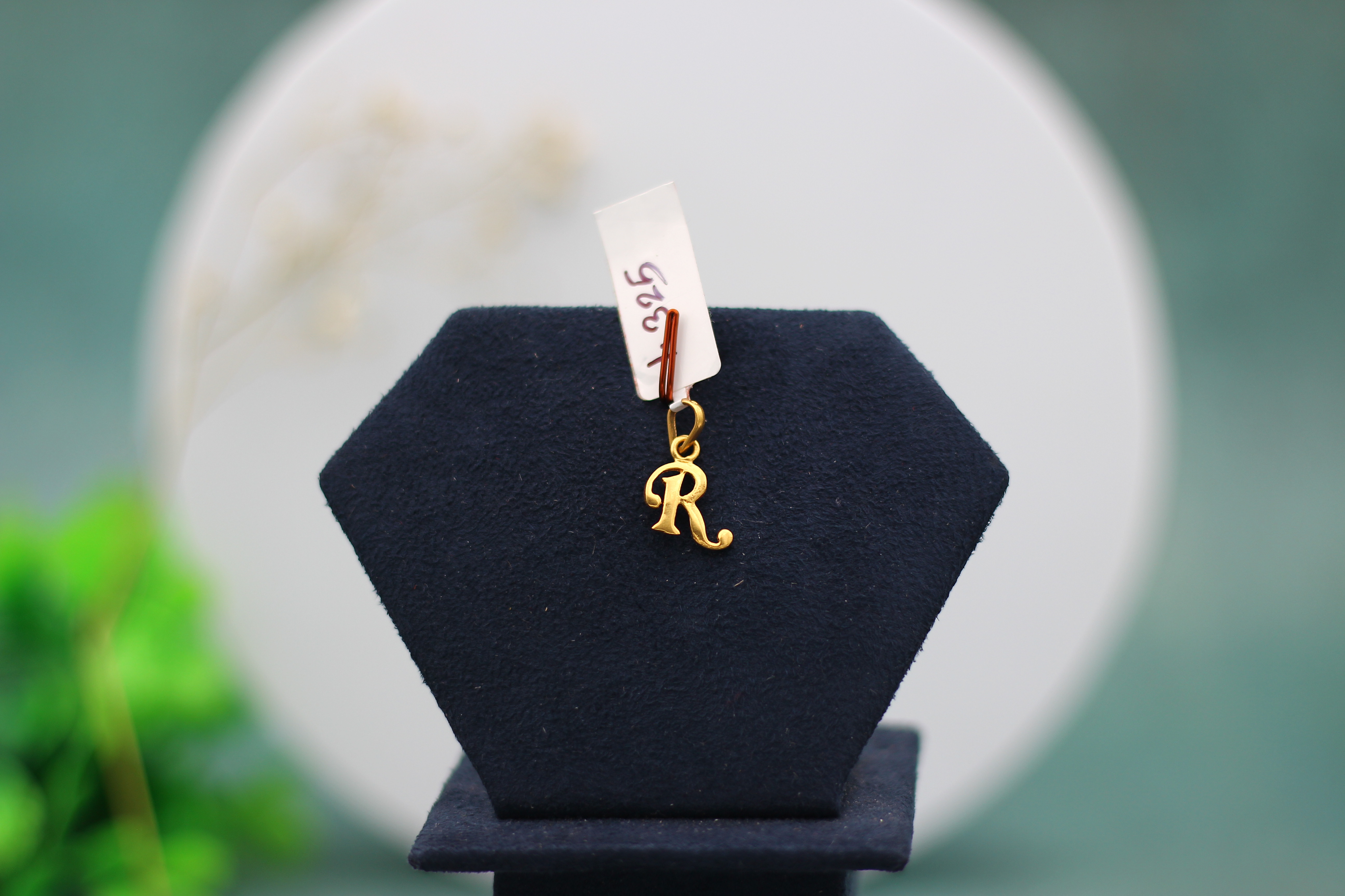 LOCKET