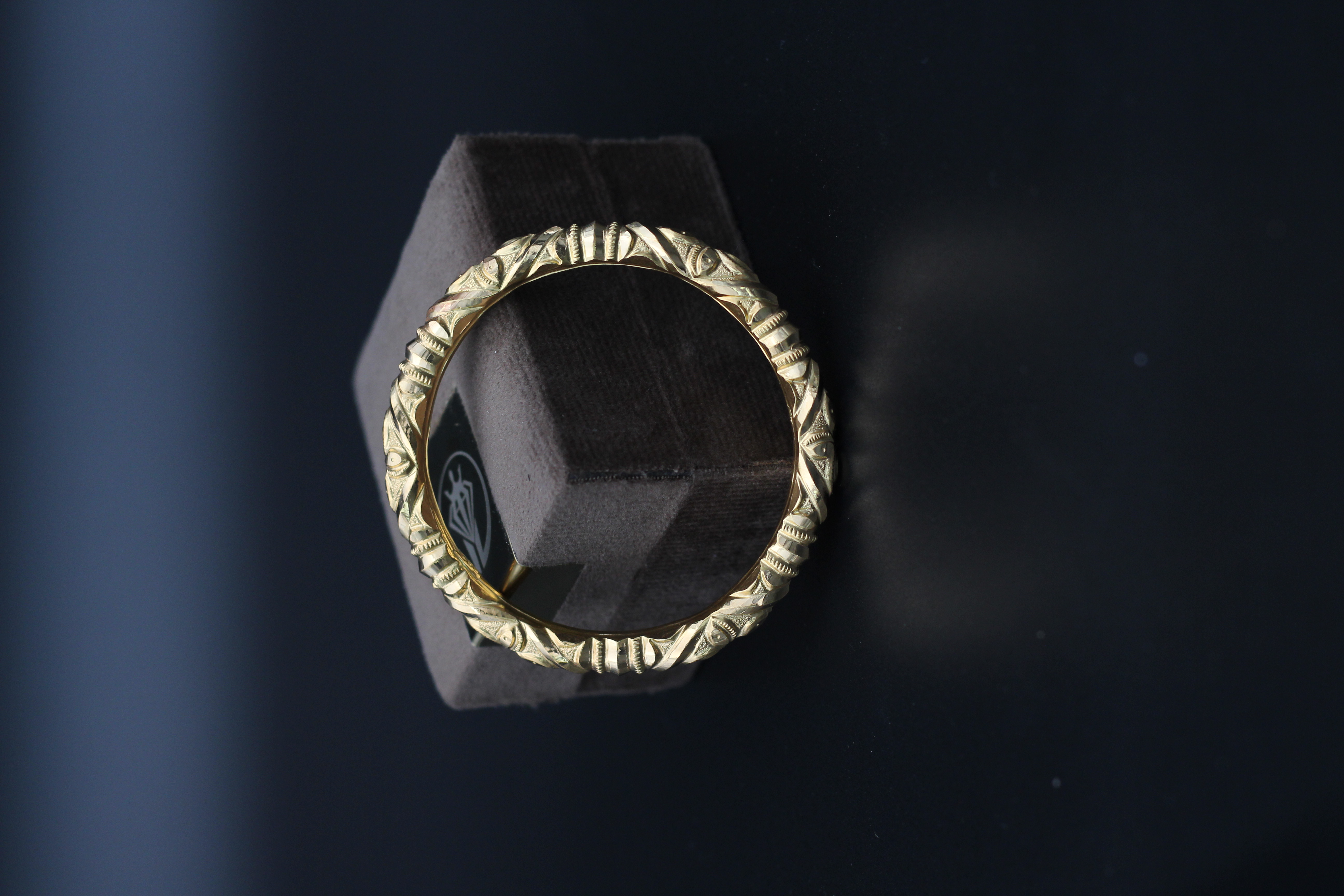 BALA (DESIGN BANGLE)