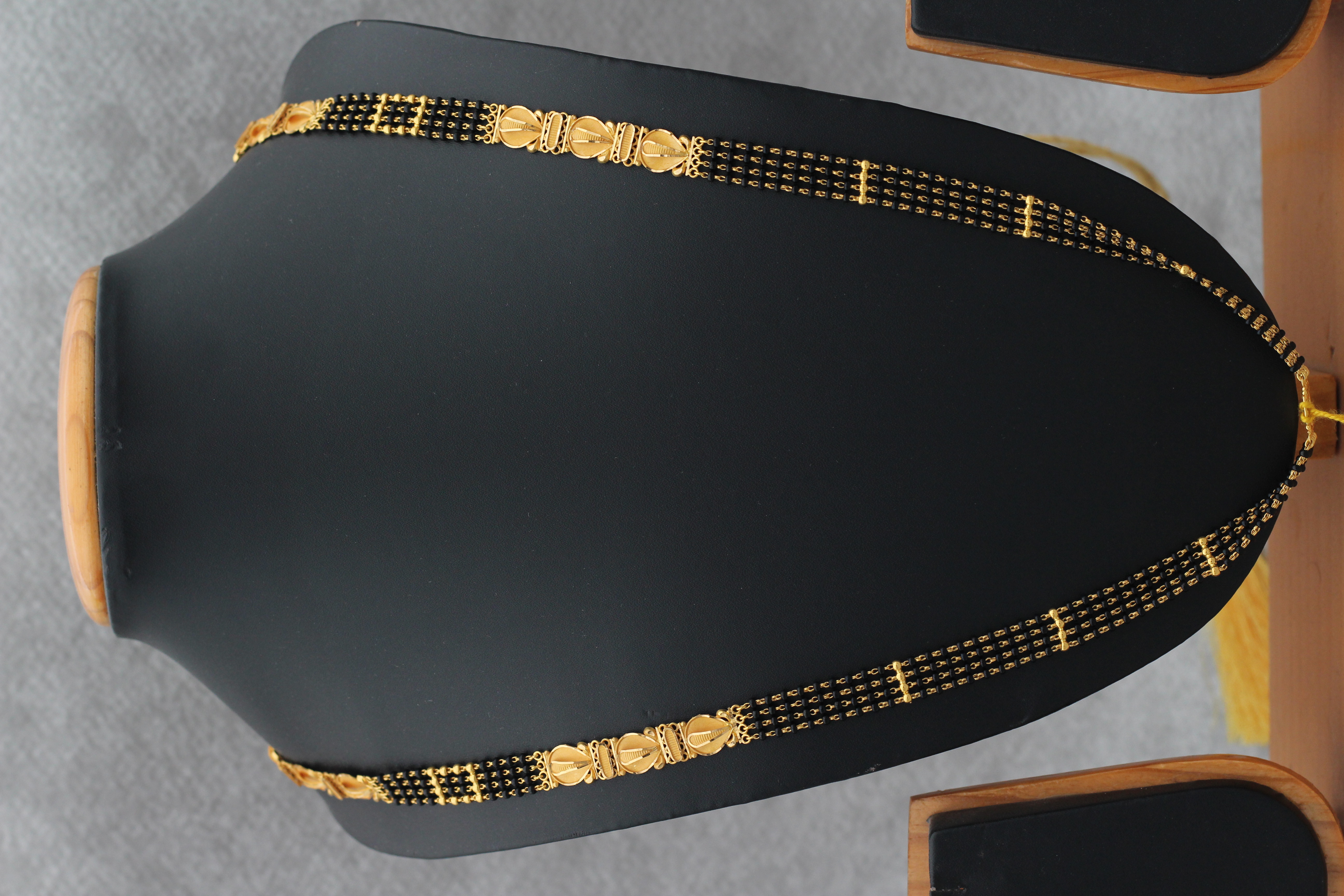 MANGALSUTRA (GOLD MANGALSUTRA)