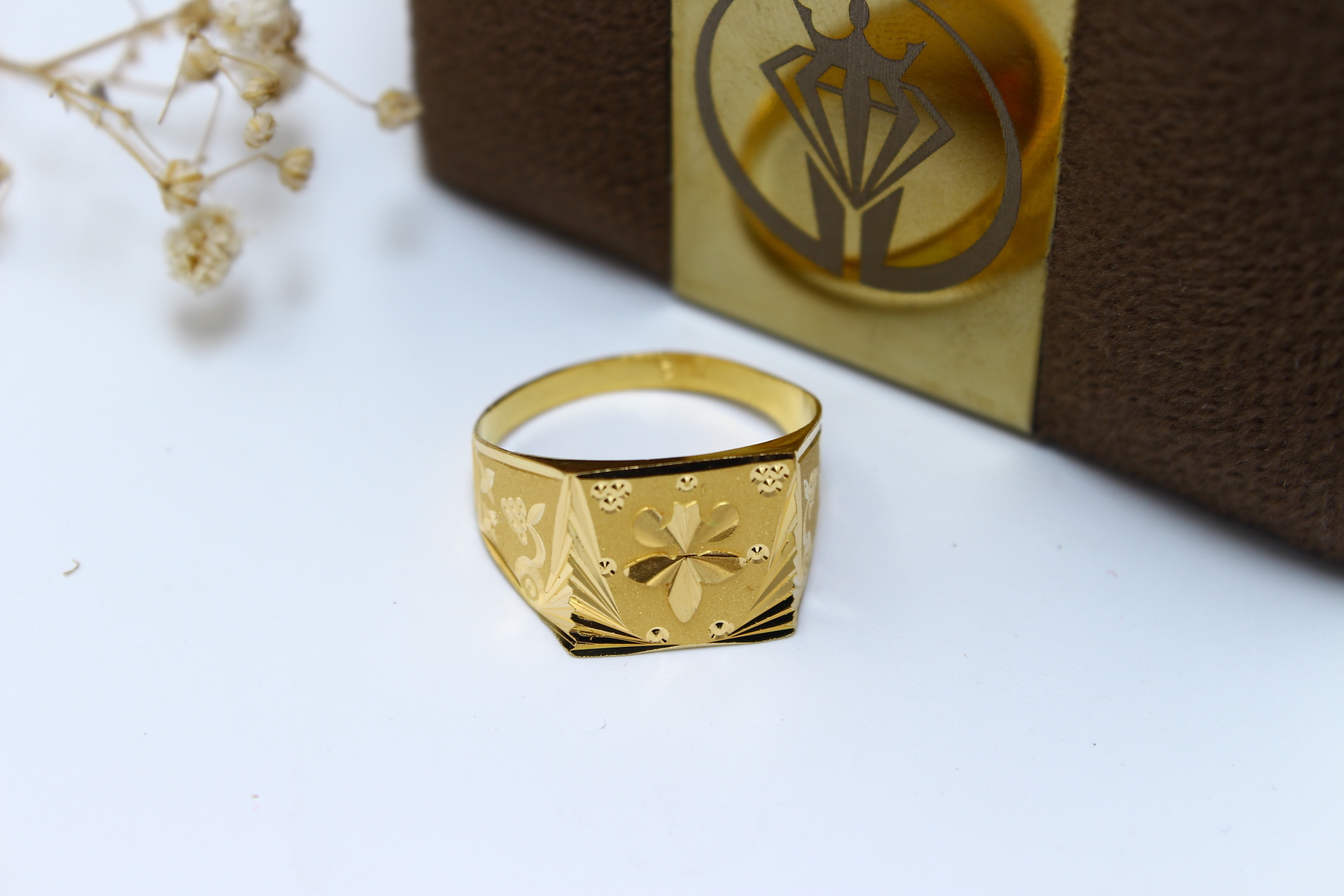GENTS RING