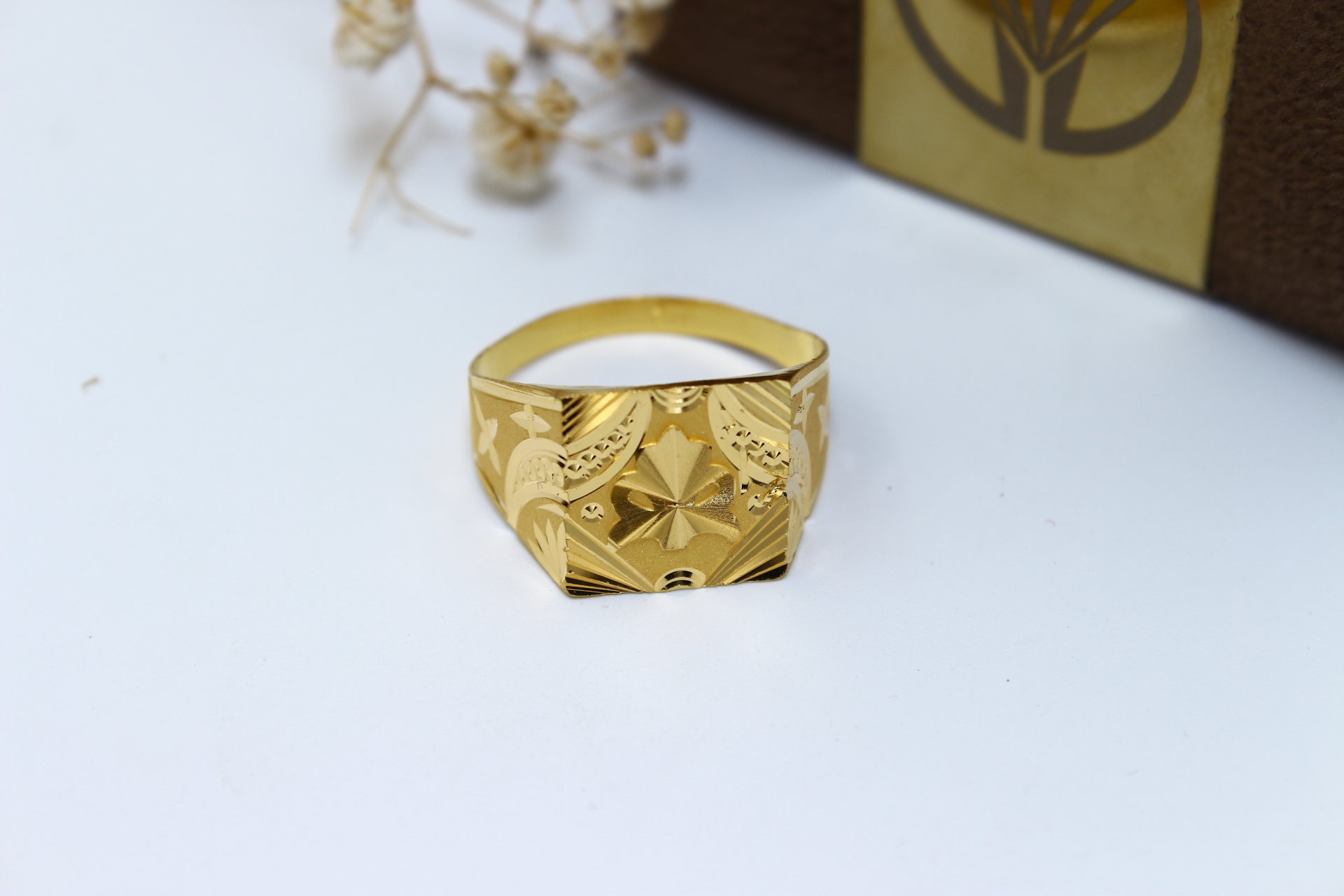 GENTS RING