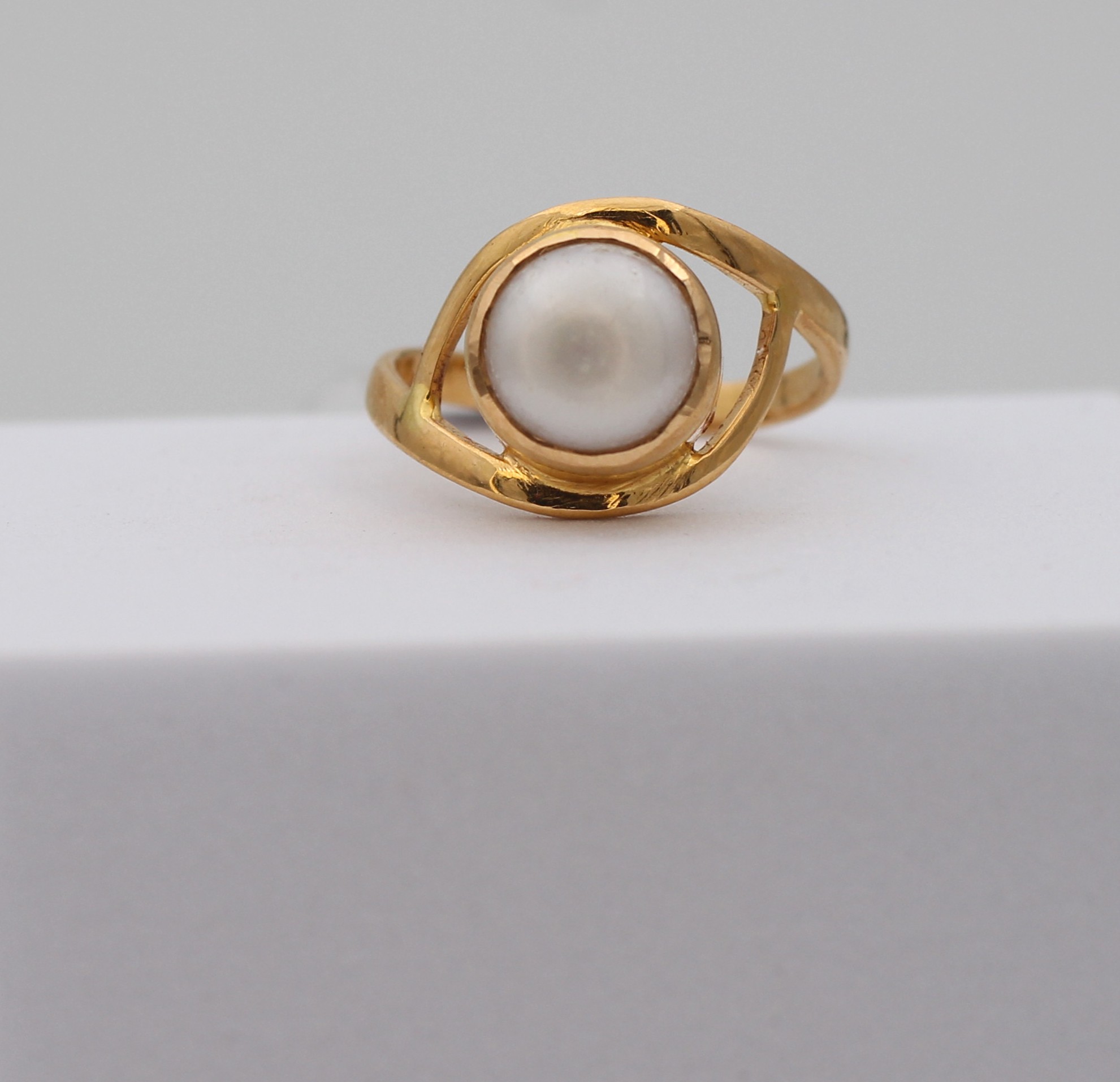 LADIES RING