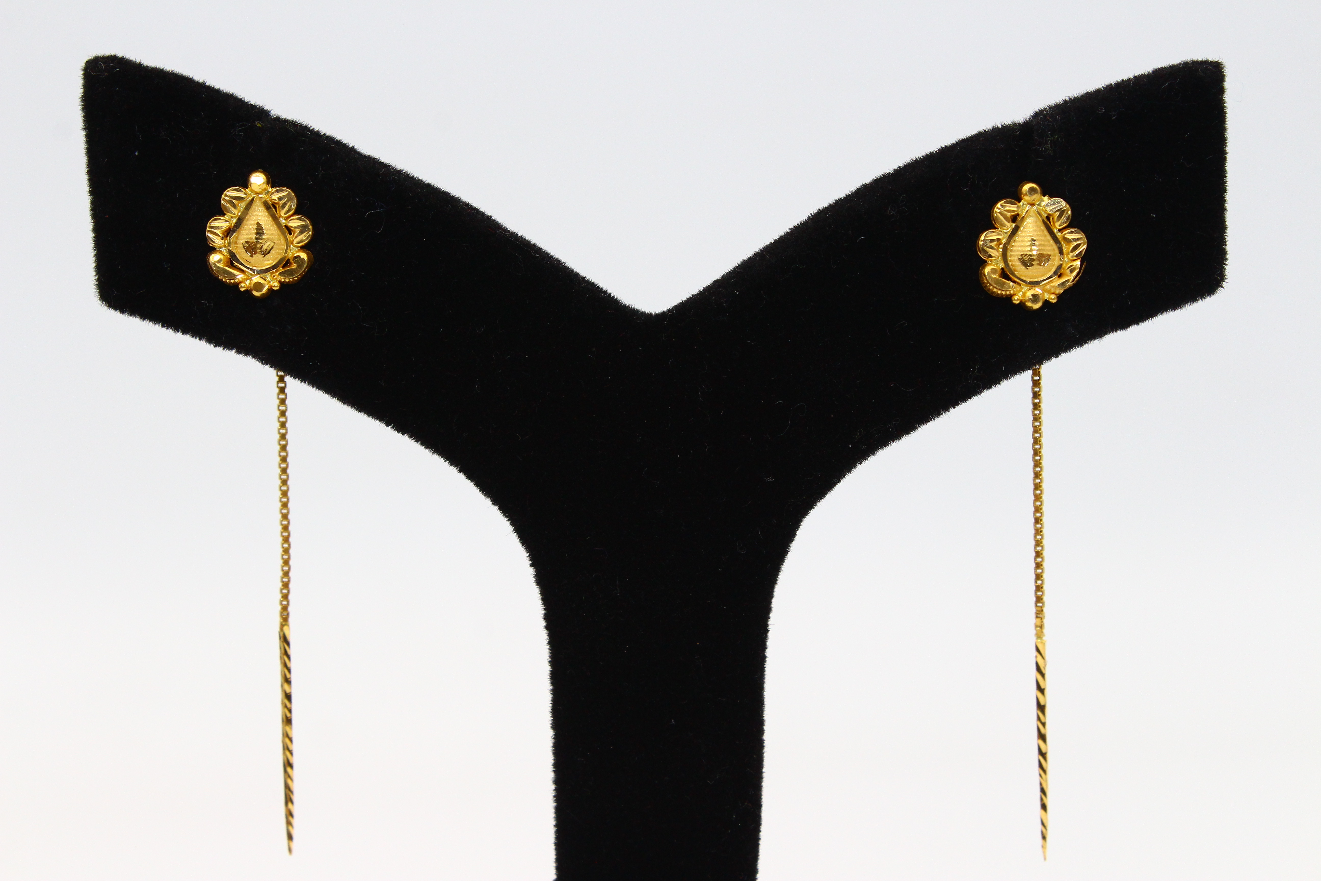 SUCH SUTO (SUI DHAGA)