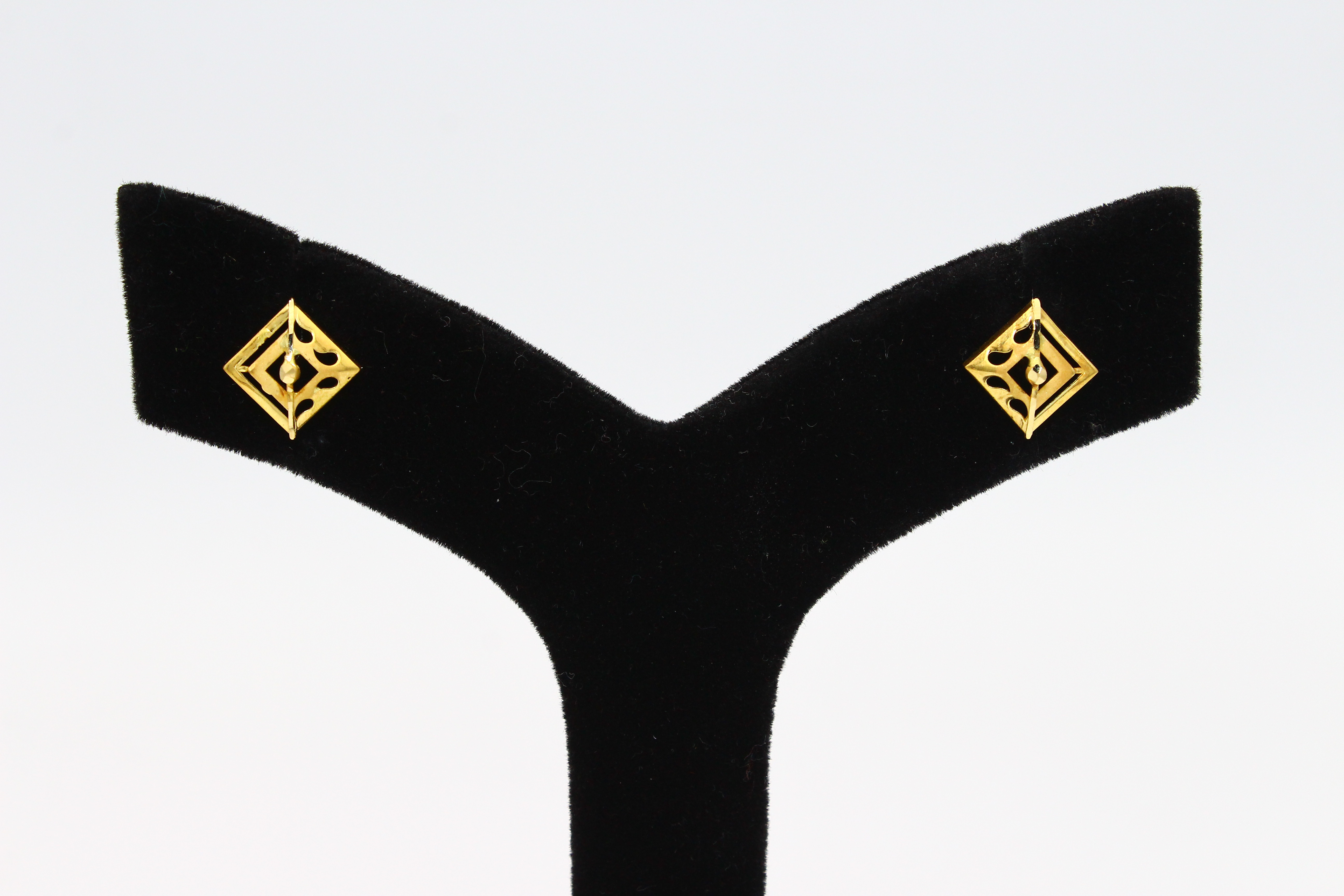 FANCY TOPS