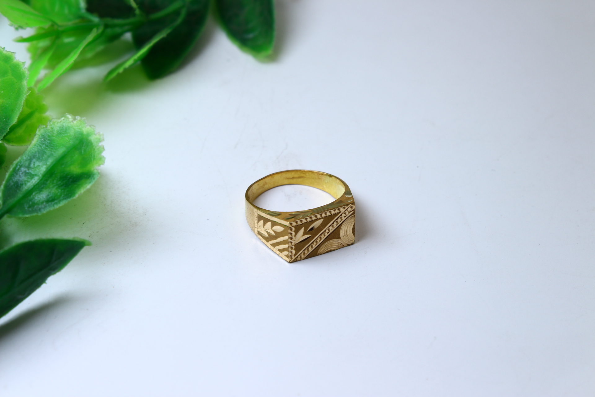 GENTS RING