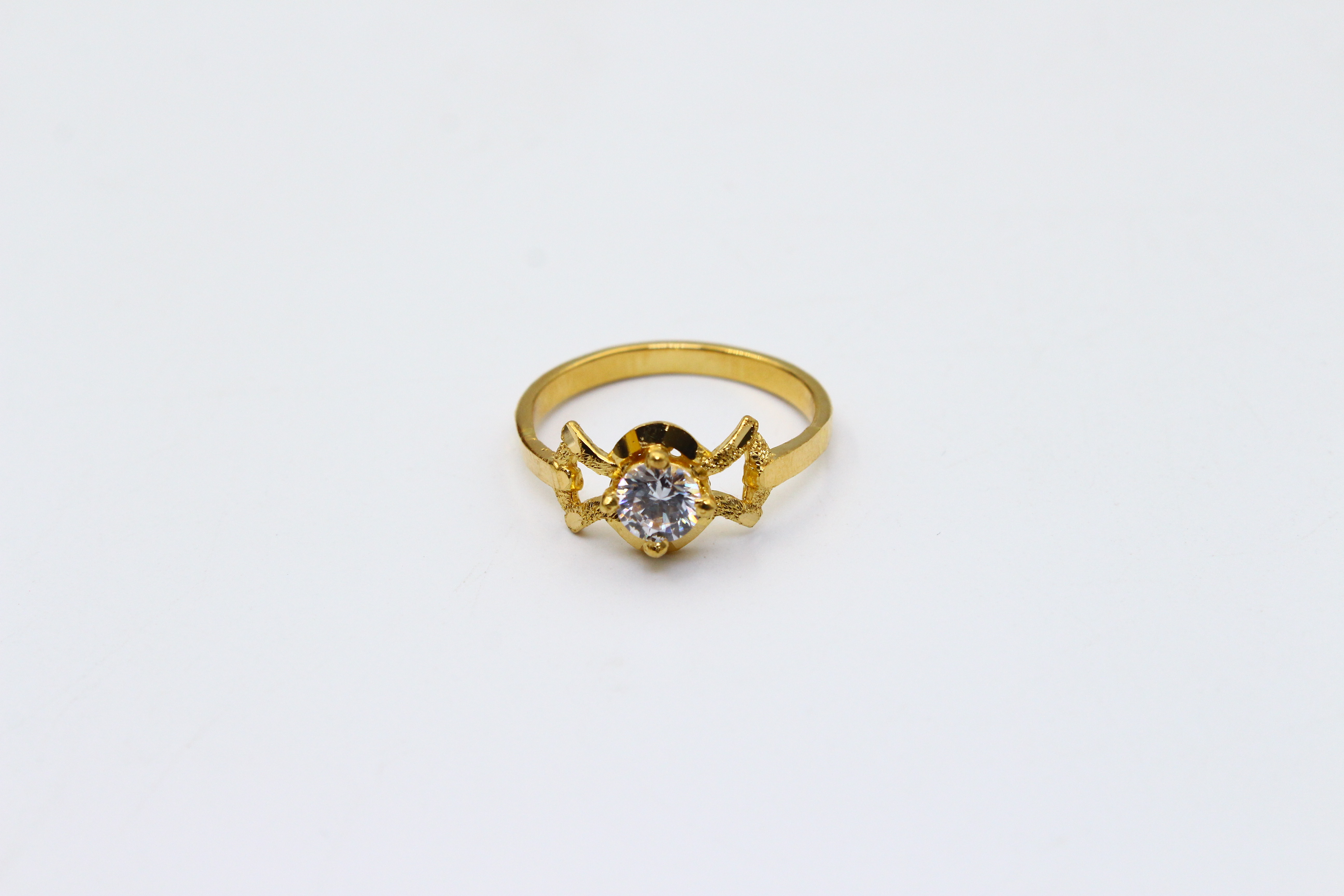 LADIES RING