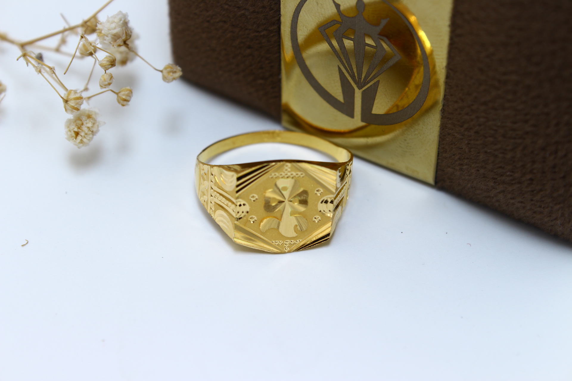 GENTS RING