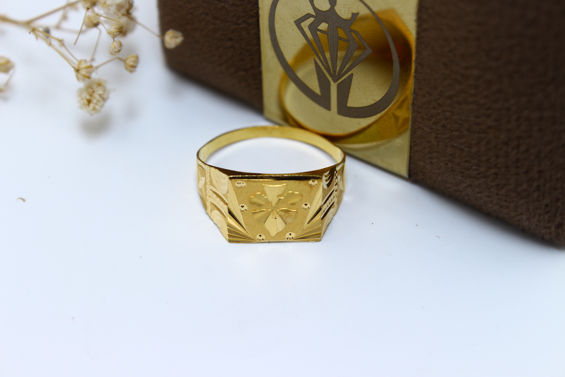 GENTS RING