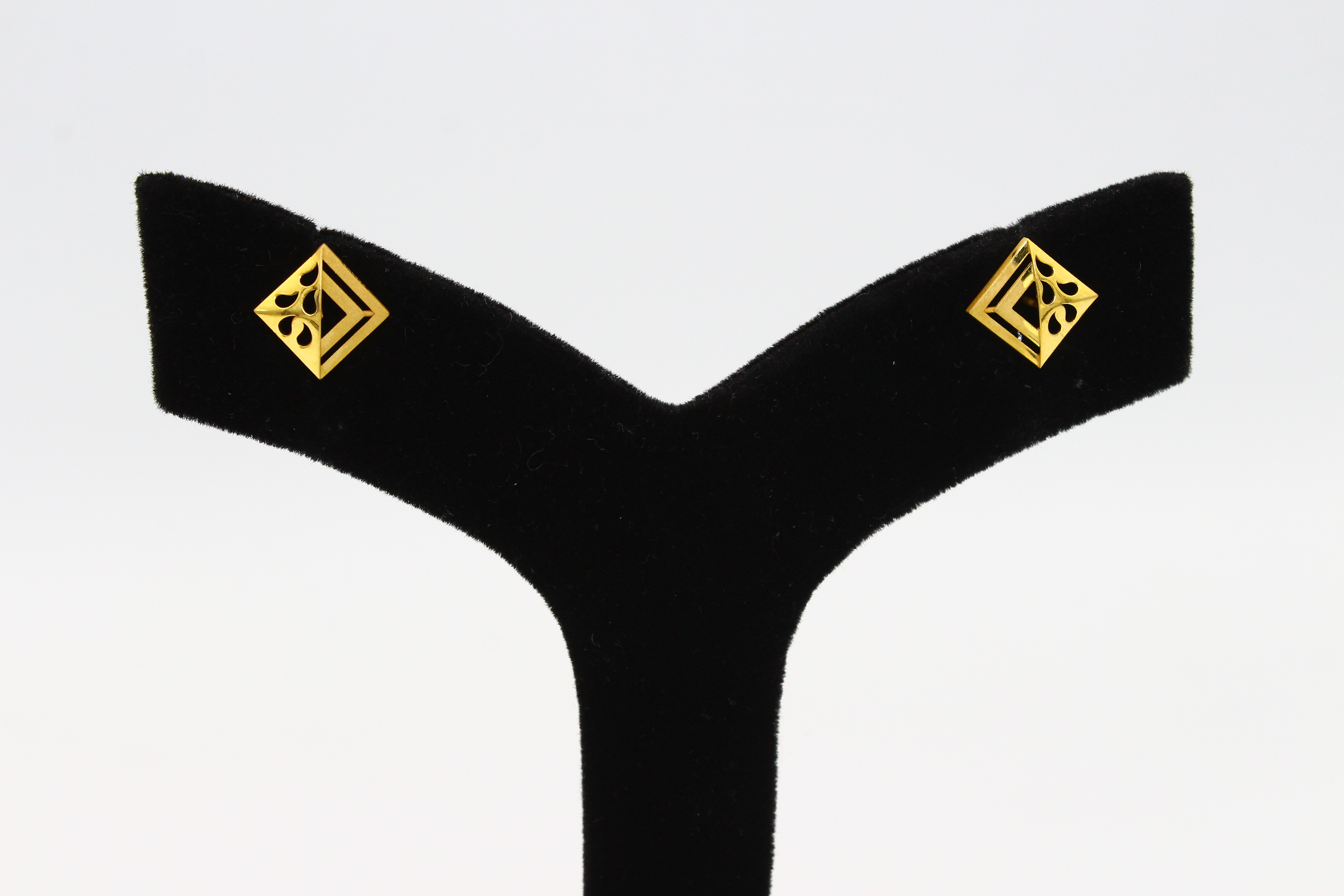 FANCY TOPS