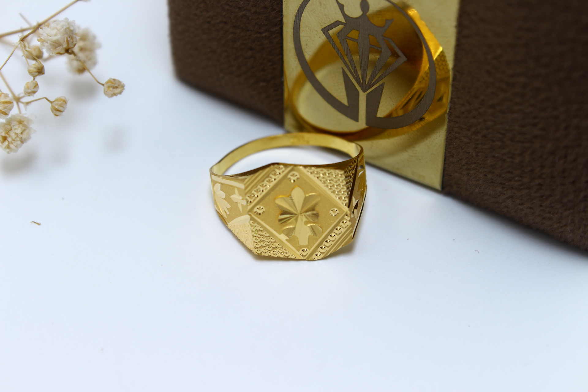 GENTS RING