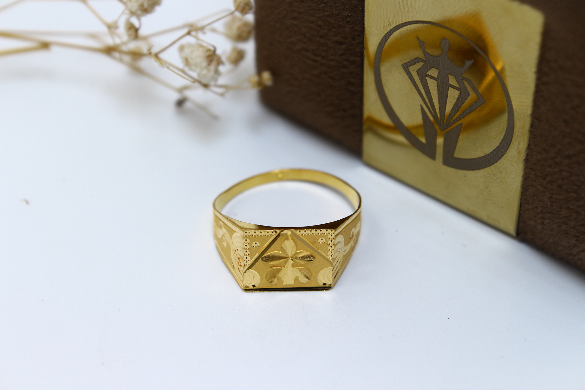 GENTS RING