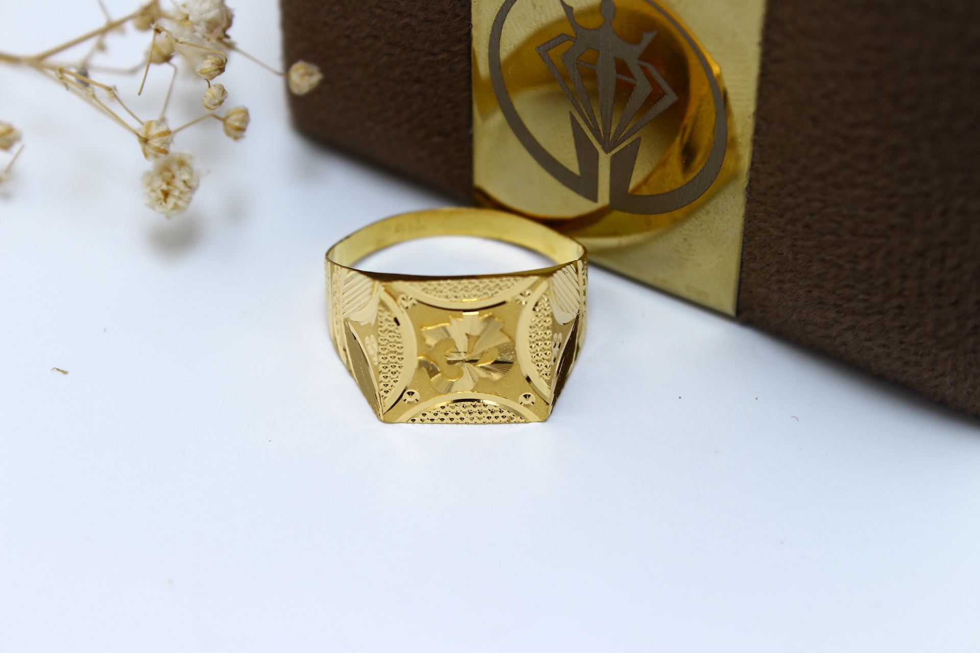 GENTS RING