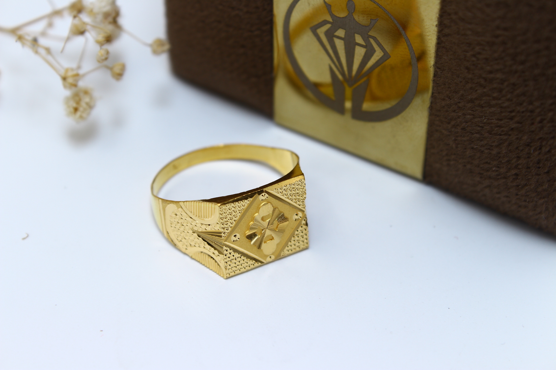 GENTS RING