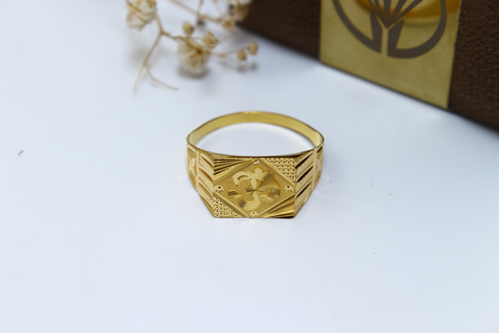 GENTS RING