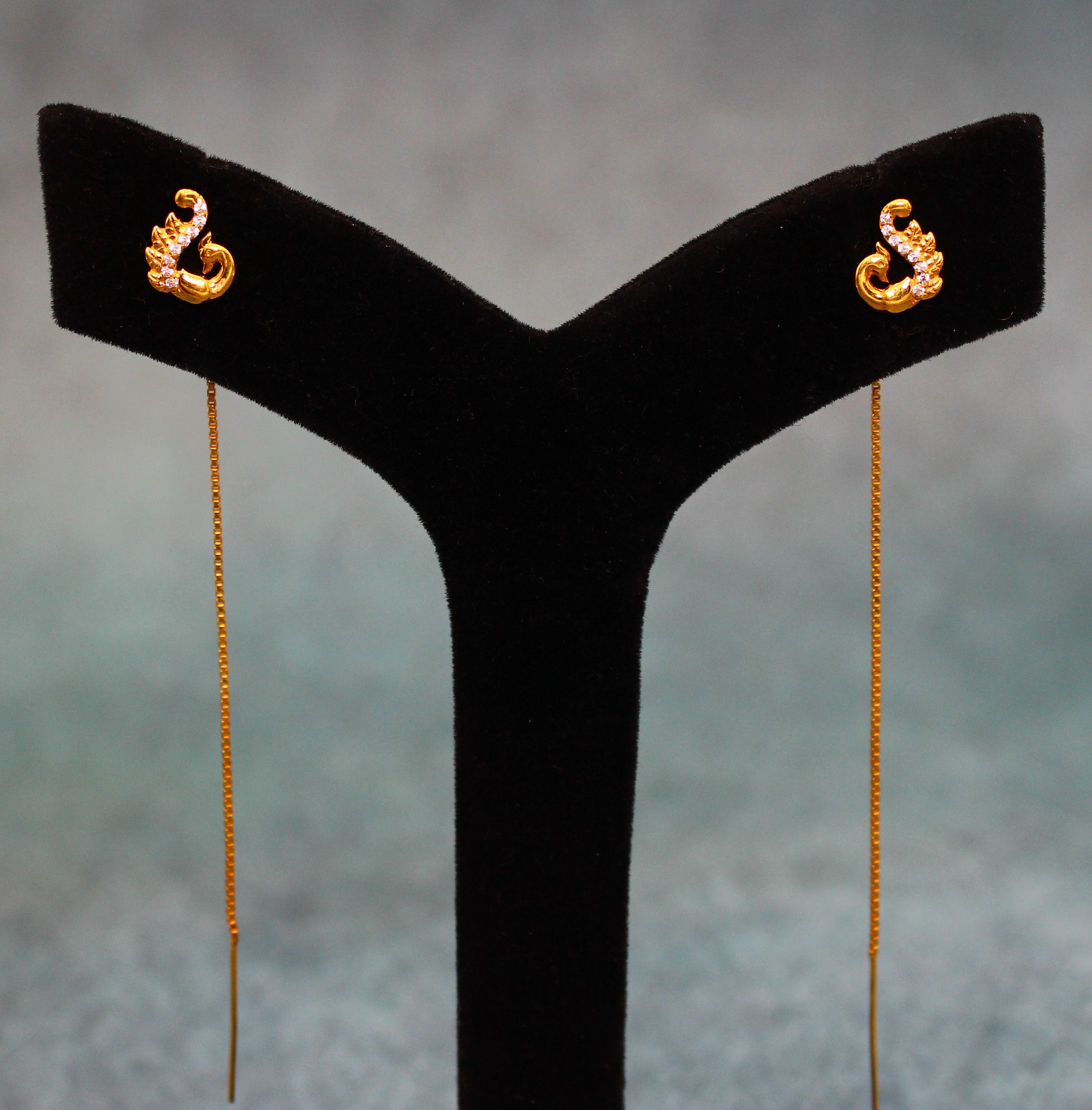 SUCH SUTO (SUI DHAGA)