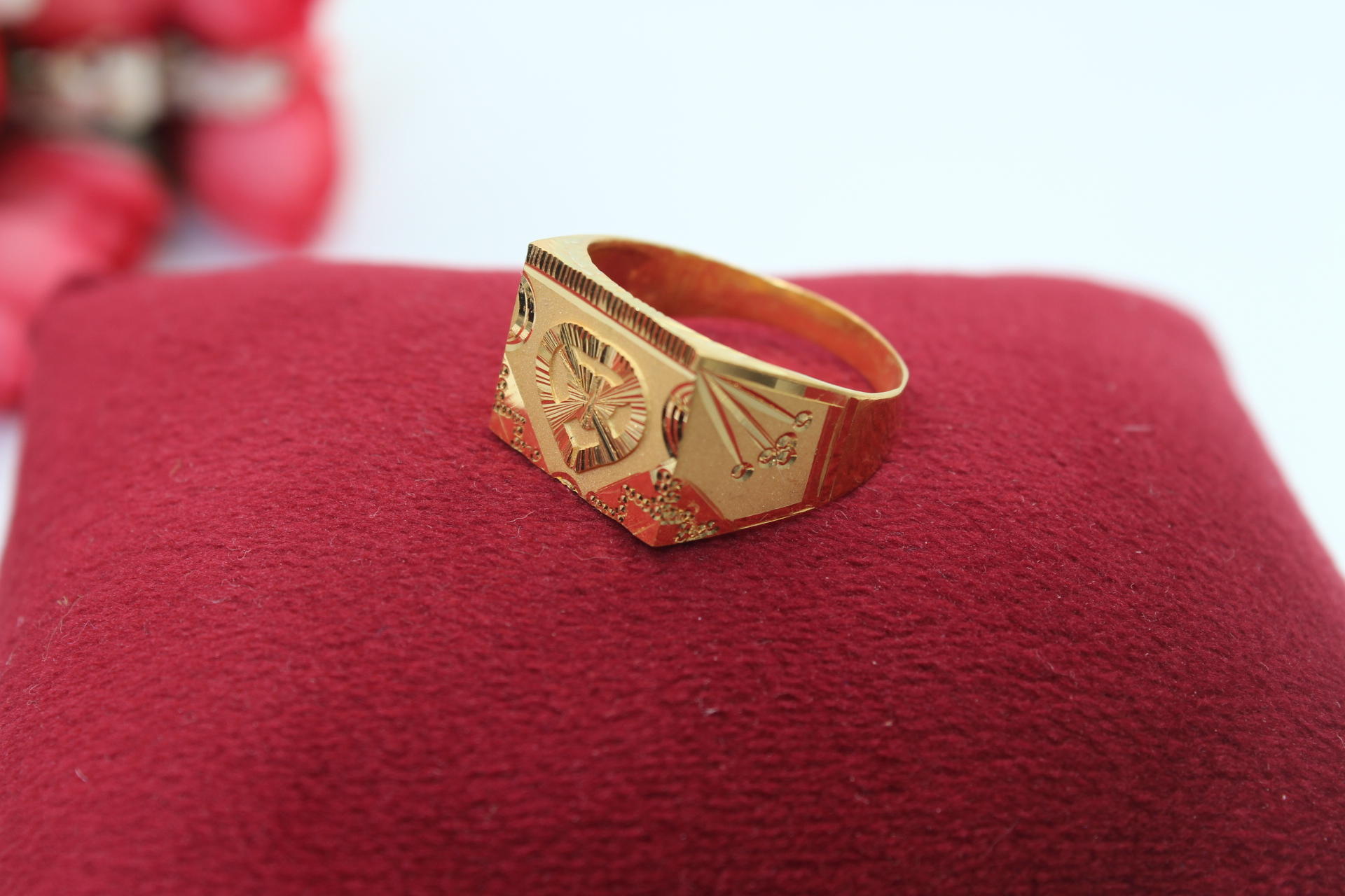 GENTS RING