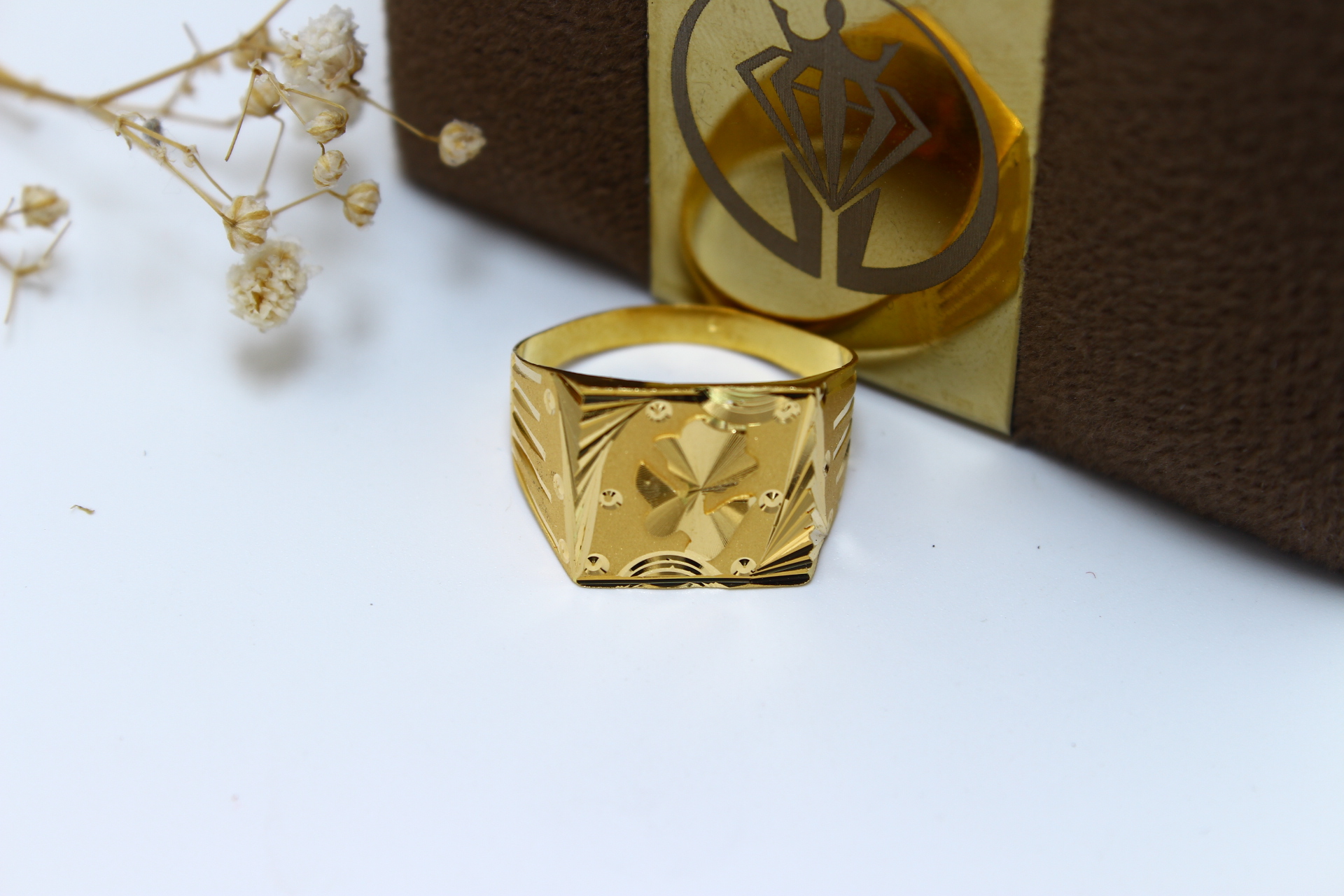 GENTS RING