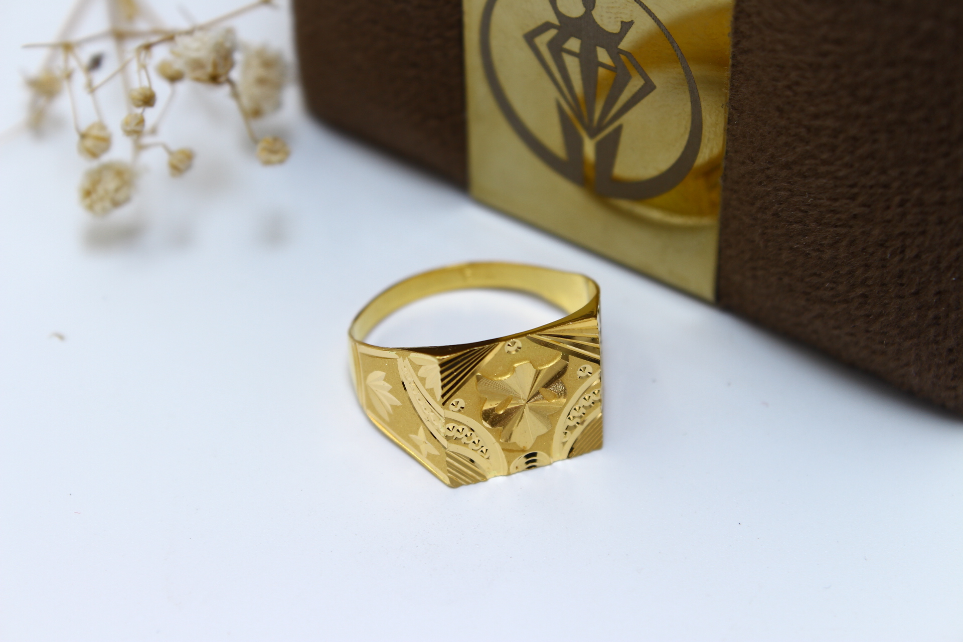 GENTS RING