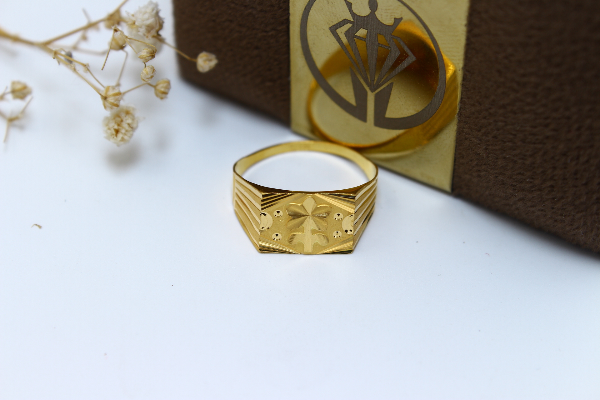 GENTS RING