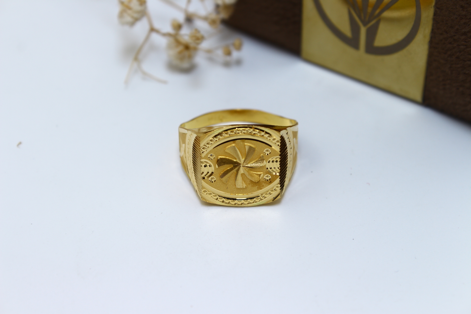 GENTS RING
