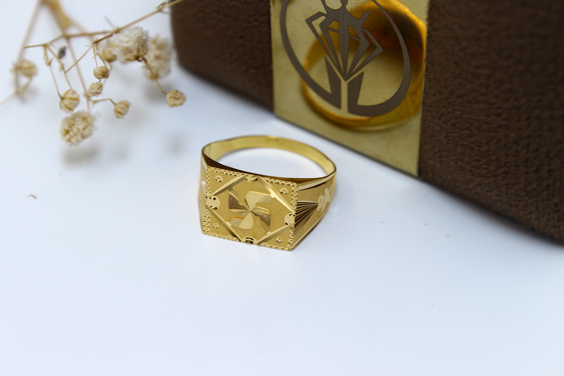 GENTS RING