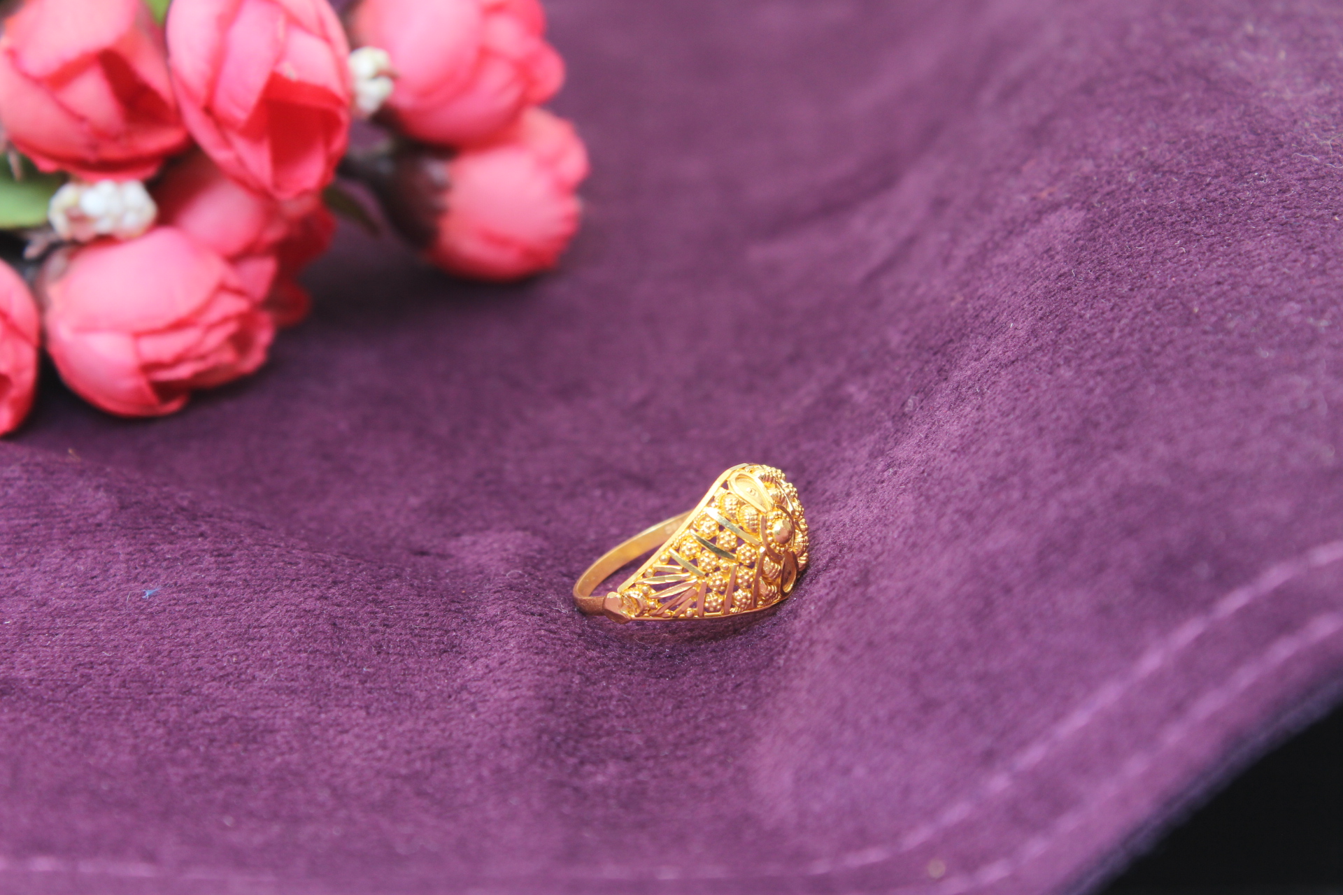 LADIES RING