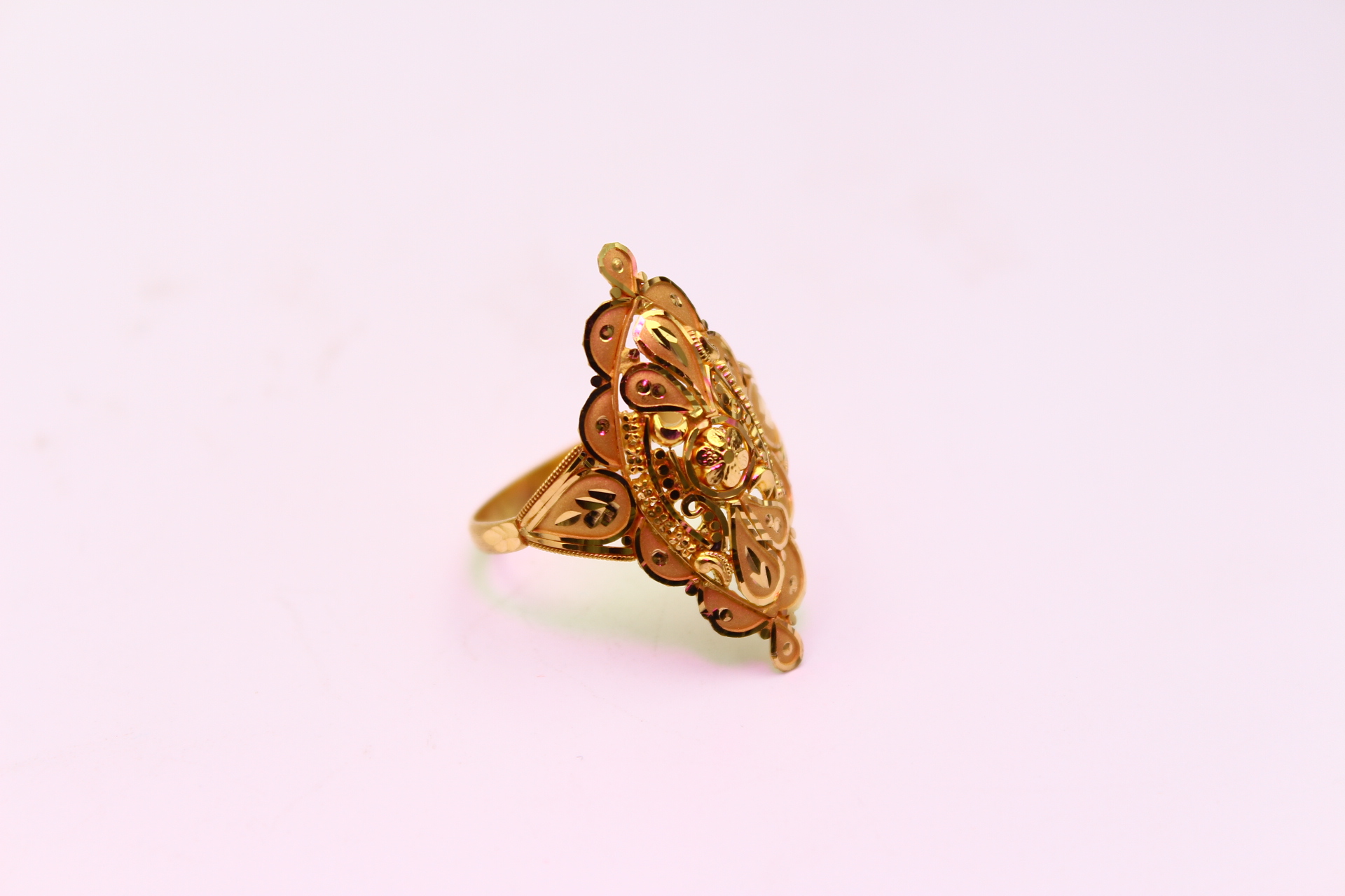 LADIES RING